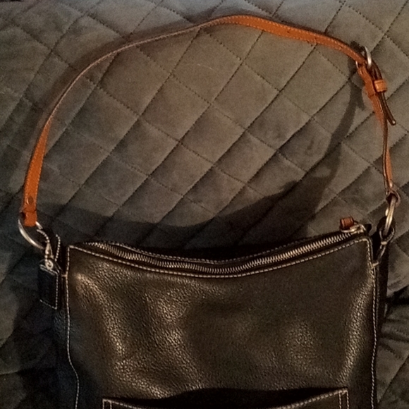 Coach Chelsea Shoulder Bag - Picture 2 of 8